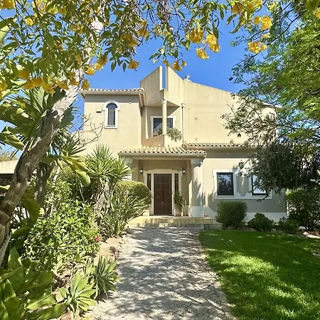 Villa Atanasio - Private Pool - 10 Guests - Albufeira